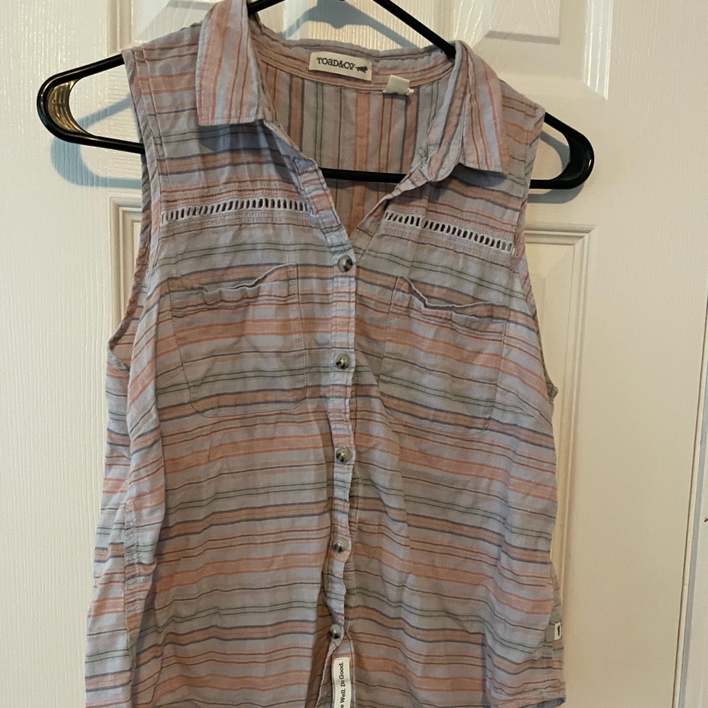 Toad & Co Airbrush Deco Blouse Sleeveless Button Up Sz M Hiking Outdoor Organic
